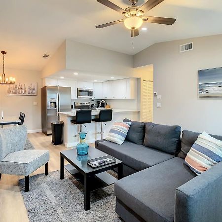 Crown Jewel Of Clearwater 10-15 Min To Beach 5 Min To St Pete Airport Villa Ngoại thất bức ảnh