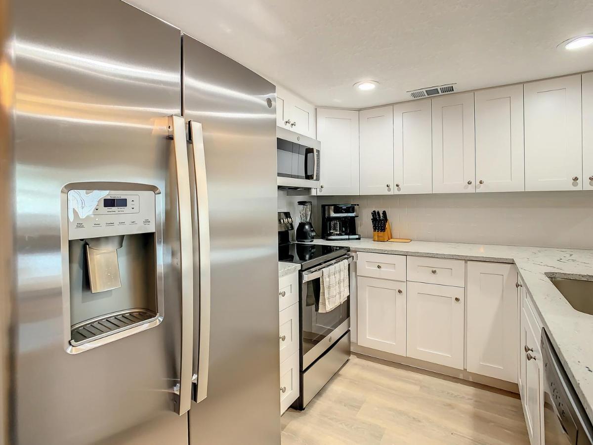 Crown Jewel Of Clearwater 10-15 Min To Beach 5 Min To St Pete Airport Villa Ngoại thất bức ảnh