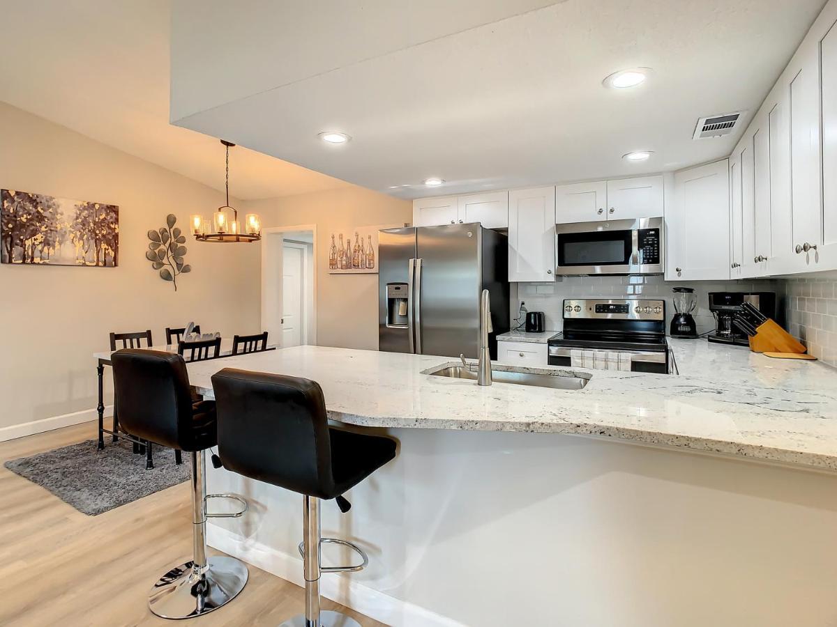 Crown Jewel Of Clearwater 10-15 Min To Beach 5 Min To St Pete Airport Villa Ngoại thất bức ảnh