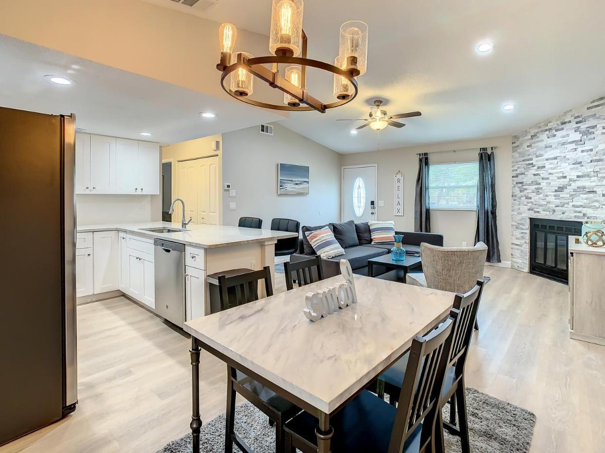Crown Jewel Of Clearwater 10-15 Min To Beach 5 Min To St Pete Airport Villa Ngoại thất bức ảnh